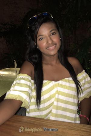 173813 - Nancy Age: 32 - Colombia