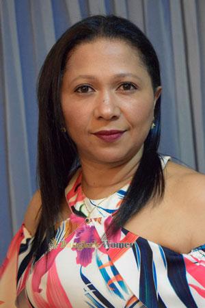 179318 - Widad Age: 56 - Colombia