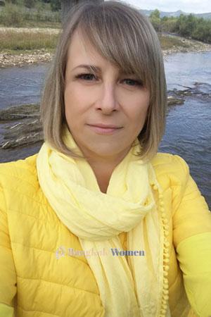 186069 - Elena Age: 51 - Ukraine