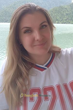 188520 - Elena Age: 39 - Russia
