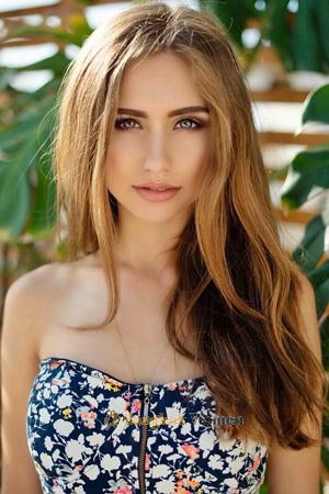 199307 - Viktoriya Age: 22 - Ukraine