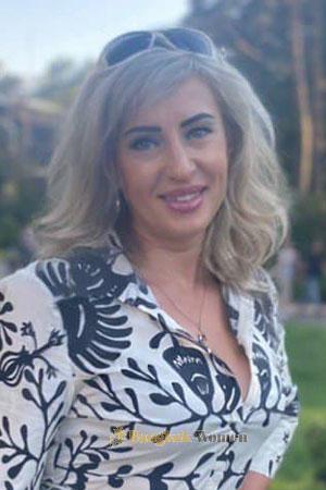 204334 - Lesya Age: 49 - Ukraine