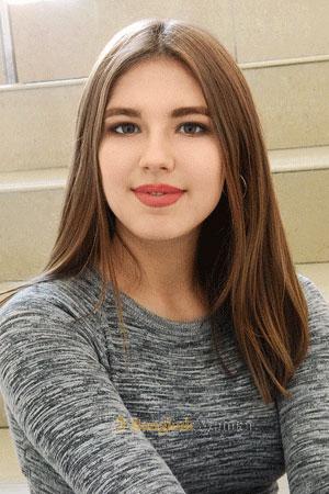 205207 - Daryna Age: 19 - Ukraine