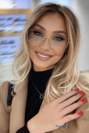 210730 - Mihaela Age: 24 - Moldova