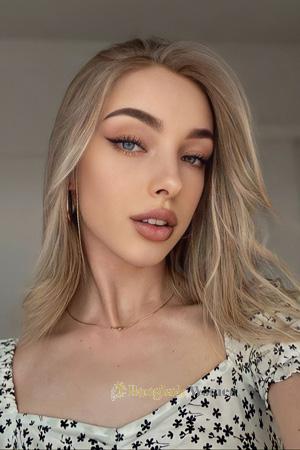 213205 - Anna Age: 25 - Poland