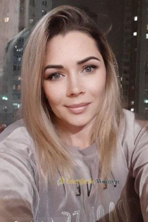 217194 - Oksana Age: 42 - Ukraine