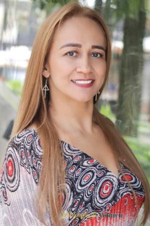 219663 - Julieth Age: 44 - Colombia