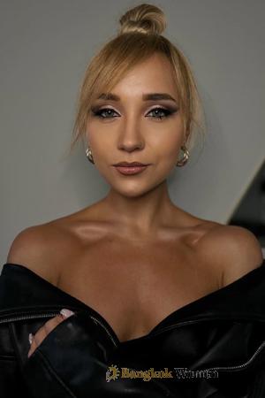 220377 - Alina Age: 25 - Ukraine