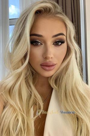 221657 - Alina Age: 26 - Ukraine