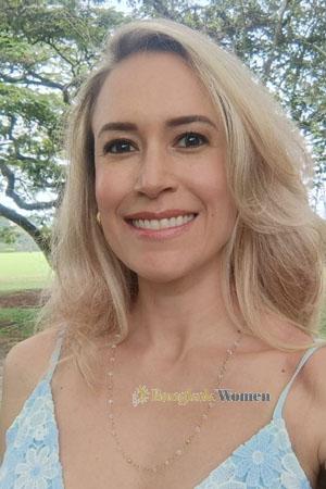 222044 - Laura Age: 39 - Colombia