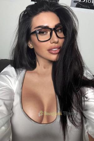 223093 - Oleksandra Age: 30 - Ukraine
