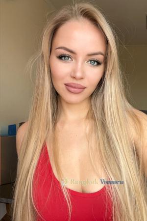 225154 - Anastasia Age: 34 - Kazakhstan